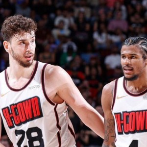 进化！申京9中8轰23分12板9助1断2帽，率队2连胜，交易格林对了？